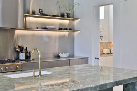 Photo 11 at 127 Yonge Boulevard, Nortown, Toronto