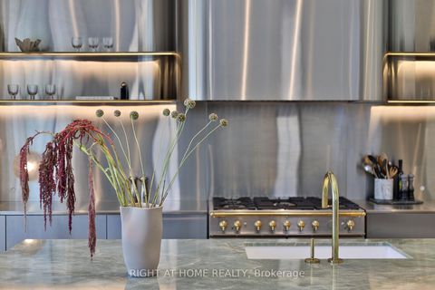 Photo 12 at 127 Yonge Boulevard, Nortown, Toronto