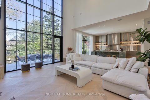 Photo 16 at 127 Yonge Boulevard, Nortown, Toronto