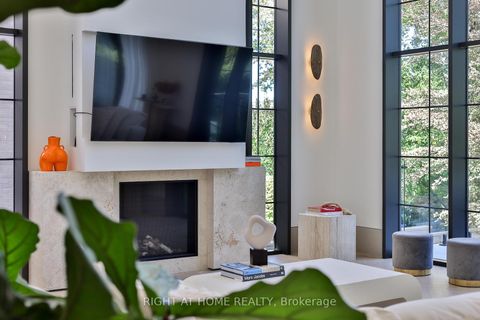 Photo 17 at 127 Yonge Boulevard, Nortown, Toronto