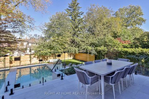 Photo 19 at 127 Yonge Boulevard, Nortown, Toronto