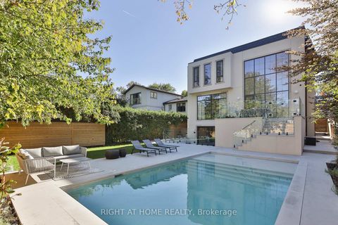 Photo 20 at 127 Yonge Boulevard, Nortown, Toronto