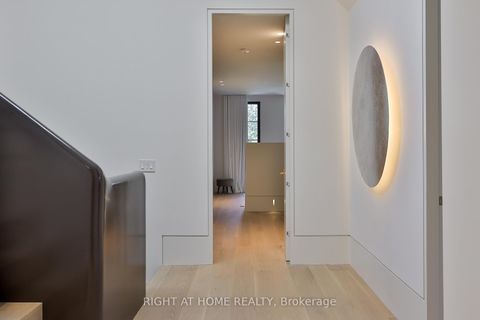 Photo 28 at 127 Yonge Boulevard, Nortown, Toronto