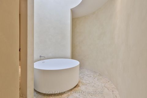 Photo 30 at 127 Yonge Boulevard, Nortown, Toronto