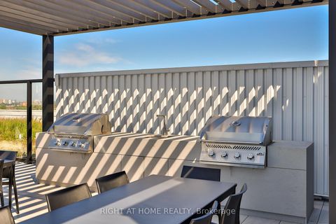Photo 24 at 524 - 2720 Dundas Street W, Junction Area, Toronto