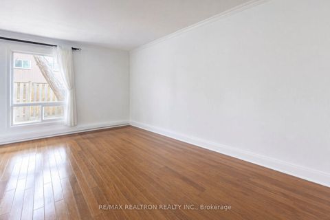 Photo 5 at 83 Thorny Vine Way, Bayview Village, Toronto