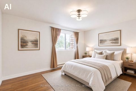 Photo 9 at 83 Thorny Vine Way, Bayview Village, Toronto
