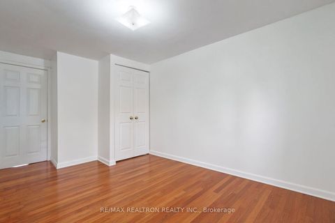 Photo 18 at 83 Thorny Vine Way, Bayview Village, Toronto