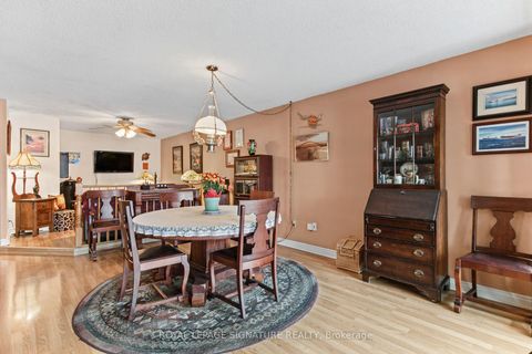 Photo 9 at 722 - 65 Scadding Avenue, Waterfront Communities C8, Toronto