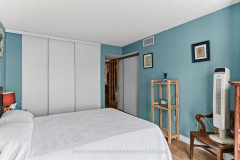 Photo 21 at 722 - 65 Scadding Avenue, Waterfront Communities C8, Toronto