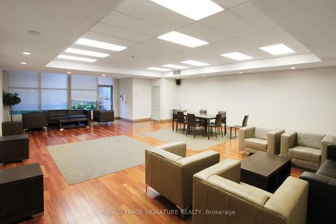 Photo 32 at 722 - 65 Scadding Avenue, Waterfront Communities C8, Toronto
