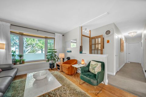 Photo 7 at 79 Paperbirch Drive, Don Mills, Toronto