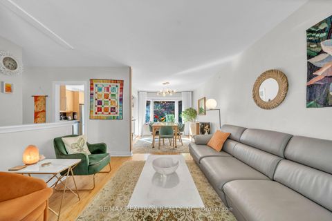 Photo 8 at 79 Paperbirch Drive, Don Mills, Toronto