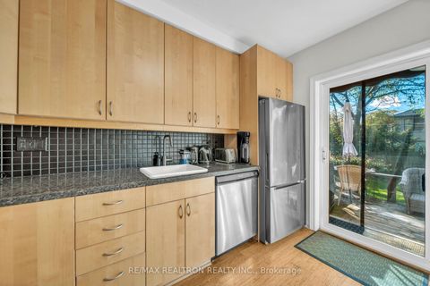 Photo 12 at 79 Paperbirch Drive, Don Mills, Toronto