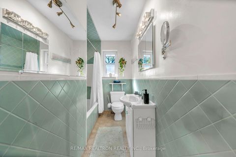 Photo 14 at 79 Paperbirch Drive, Don Mills, Toronto