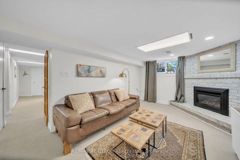 Photo 20 at 79 Paperbirch Drive, Don Mills, Toronto