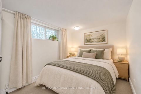 Photo 25 at 79 Paperbirch Drive, Don Mills, Toronto