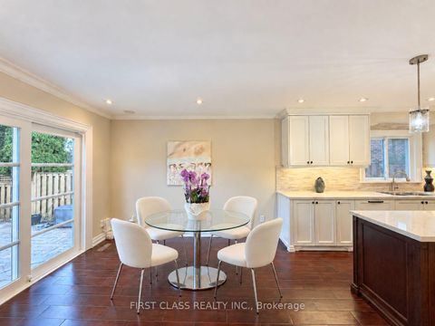 Photo 15 at 54 Magpie Crescent, Windfields, Toronto