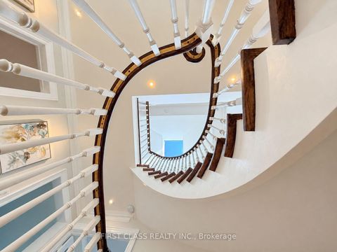 Photo 18 at 54 Magpie Crescent, Windfields, Toronto