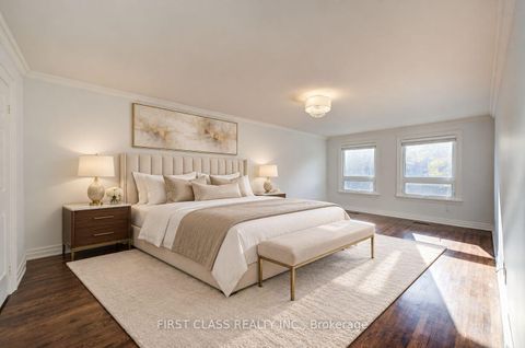 Photo 24 at 54 Magpie Crescent, Windfields, Toronto