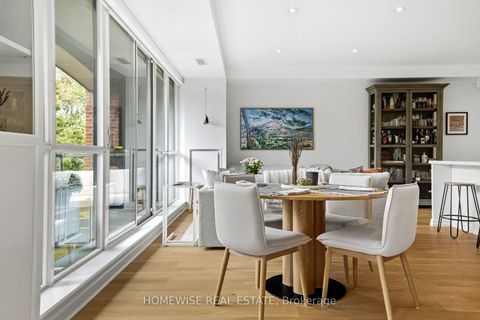 Photo 11 at 403 - 11 Soho Street, Waterfront Communities C1, Toronto
