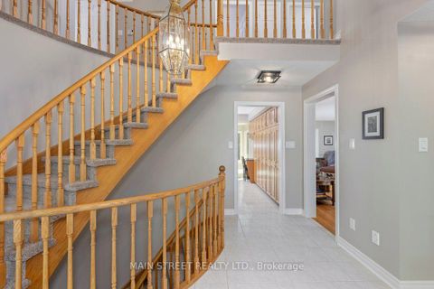 Photo 9 at 22 Mcclenny Drive N, Aurora Highlands, Aurora