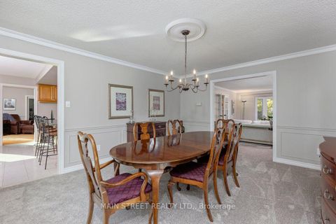 Photo 11 at 22 Mcclenny Drive N, Aurora Highlands, Aurora