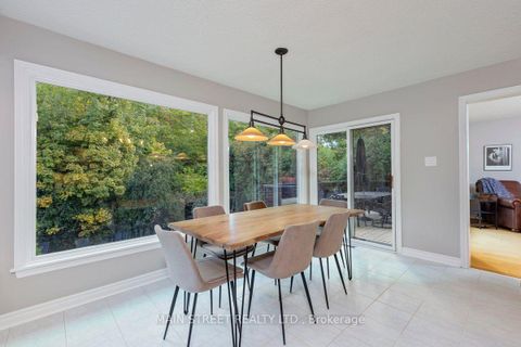 Photo 12 at 22 Mcclenny Drive N, Aurora Highlands, Aurora