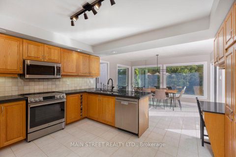 Photo 15 at 22 Mcclenny Drive N, Aurora Highlands, Aurora