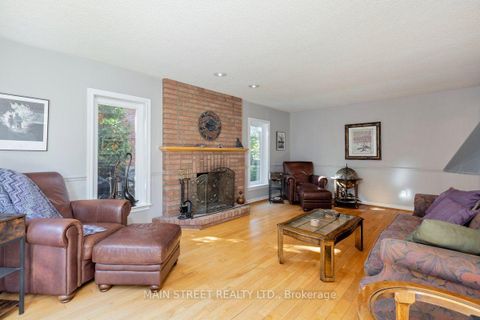 Photo 19 at 22 Mcclenny Drive N, Aurora Highlands, Aurora