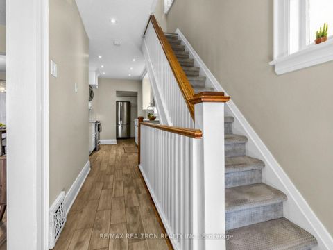 Photo 2 at 22 Mahoney Avenue, Mount Dennis, Toronto