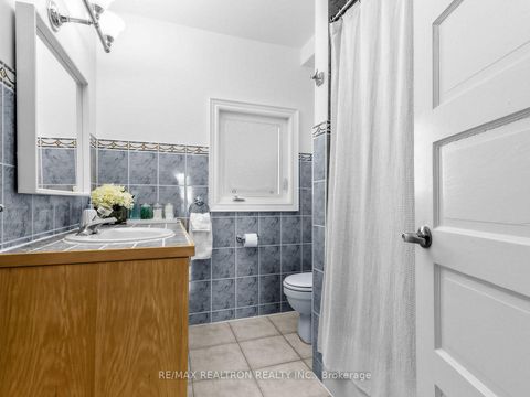 Photo 13 at 22 Mahoney Avenue, Mount Dennis, Toronto
