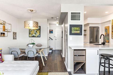 Photo 14 at 907 - 222 The Esplanade, Waterfront Communities C8, Toronto