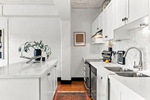 Photo 17 at 412 - 183 Dovercourt Road, Bellwoods, Toronto