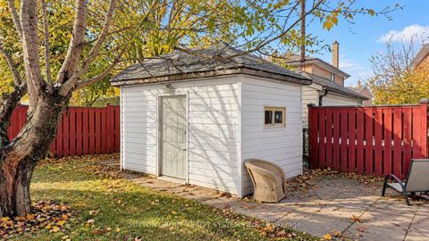 Photo 17 at 30 Coronado Court, Humbermede, Toronto
