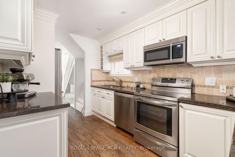 Photo 13 at 214 Briar Hill Avenue, Lawrence Park South, Toronto