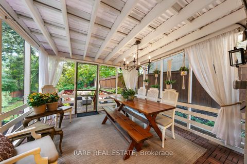 Photo 9 at 23 Dellbank Road, Bathurst Manor, Toronto