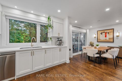 Photo 12 at 23 Dellbank Road, Bathurst Manor, Toronto