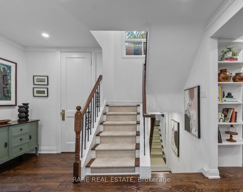 Photo 15 at 23 Dellbank Road, Bathurst Manor, Toronto