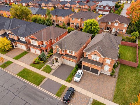 Photo 1 at 4 Rothbury Road, Westbrook, Richmond Hill