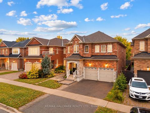 Photo 2 at 4 Rothbury Road, Westbrook, Richmond Hill
