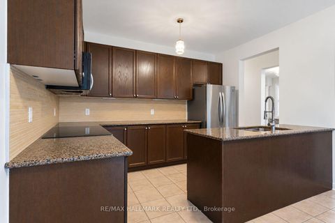 Photo 12 at 4 Rothbury Road, Westbrook, Richmond Hill