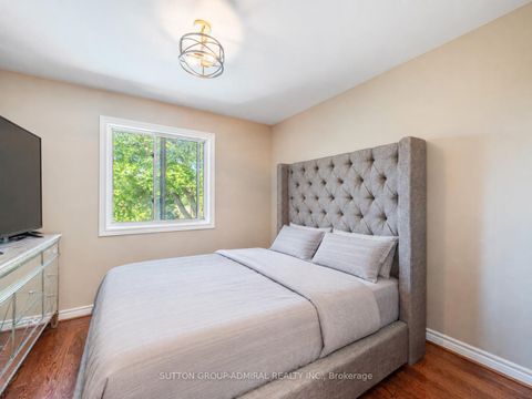 Photo 26 at 18 Thatcher Avenue, Cliffcrest, Toronto