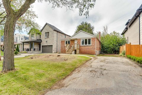 Photo 2 at 32 Wigan Crescent, Clanton Park, Toronto