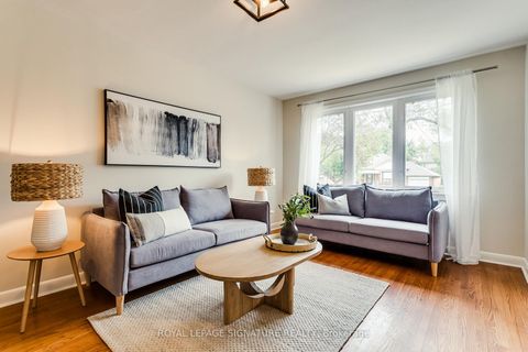 Photo 4 at 32 Wigan Crescent, Clanton Park, Toronto
