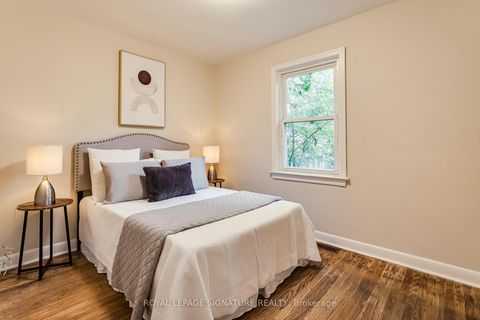 Photo 15 at 32 Wigan Crescent, Clanton Park, Toronto