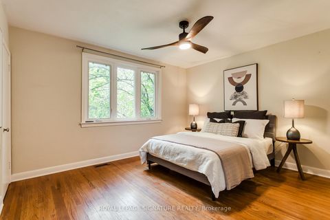 Photo 17 at 32 Wigan Crescent, Clanton Park, Toronto