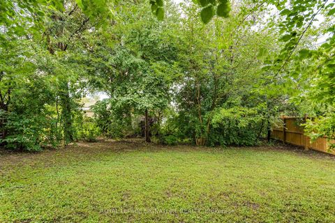 Photo 22 at 32 Wigan Crescent, Clanton Park, Toronto