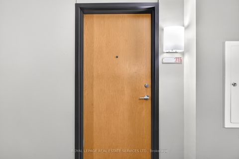Photo 4 at 215 - 1040 The Queensway, City Centre West, Toronto