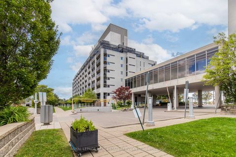 Photo 33 at 215 - 1040 The Queensway, City Centre West, Toronto